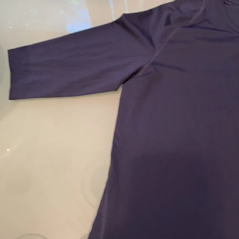 Nike pro dry fit small navy